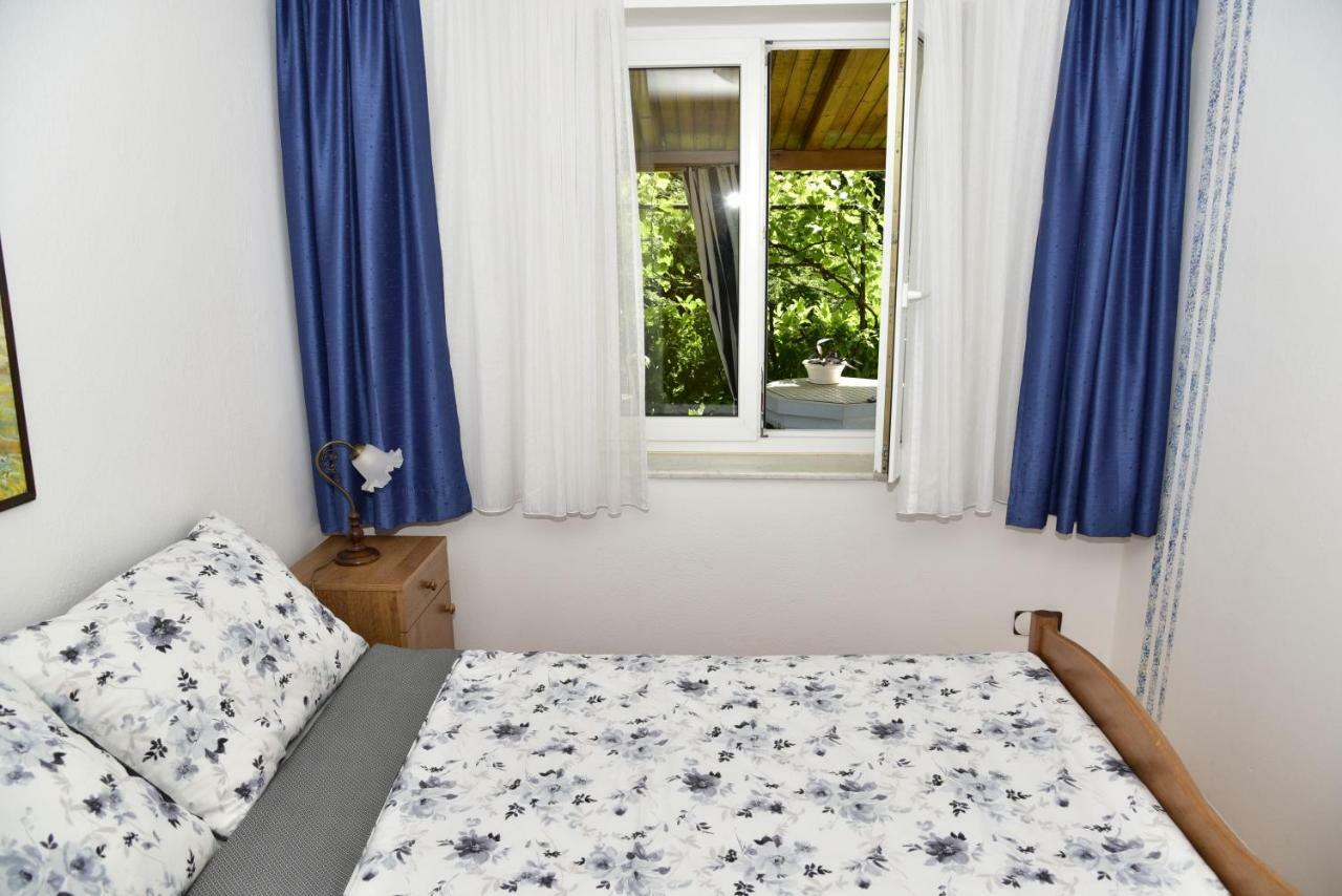 Apartment Blumen Oase Malinska Exteriör bild